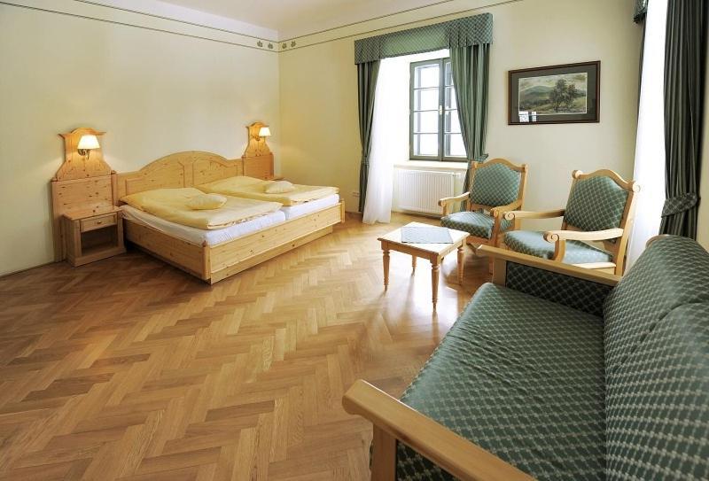 Hotel Svaty Tomas Přední Výtoň Kültér fotó