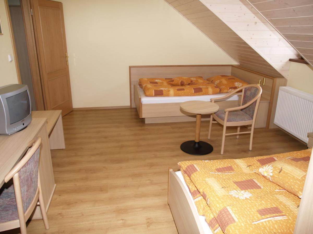 Hotel Svaty Tomas Přední Výtoň Kültér fotó